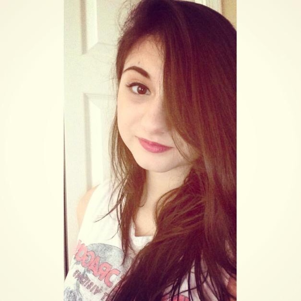 Meet your Posher, Abigail